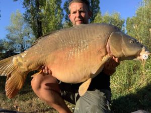 New Lake Record mirror and new P.B for Tel. 57.6lb